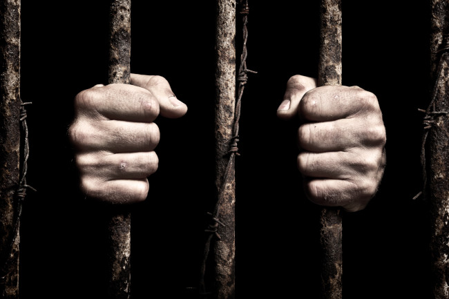 Contact a Bonding Agency for Help Getting Out of Jail