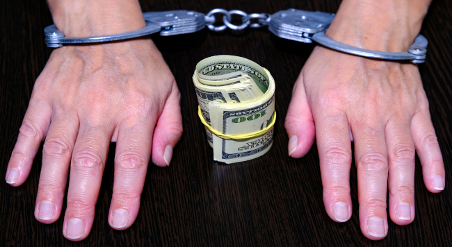 Why Hiring a Bonding Agency to Help You Save Money on Bail Is So Important